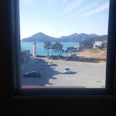 Geoje Haebaram Pension Exterior foto